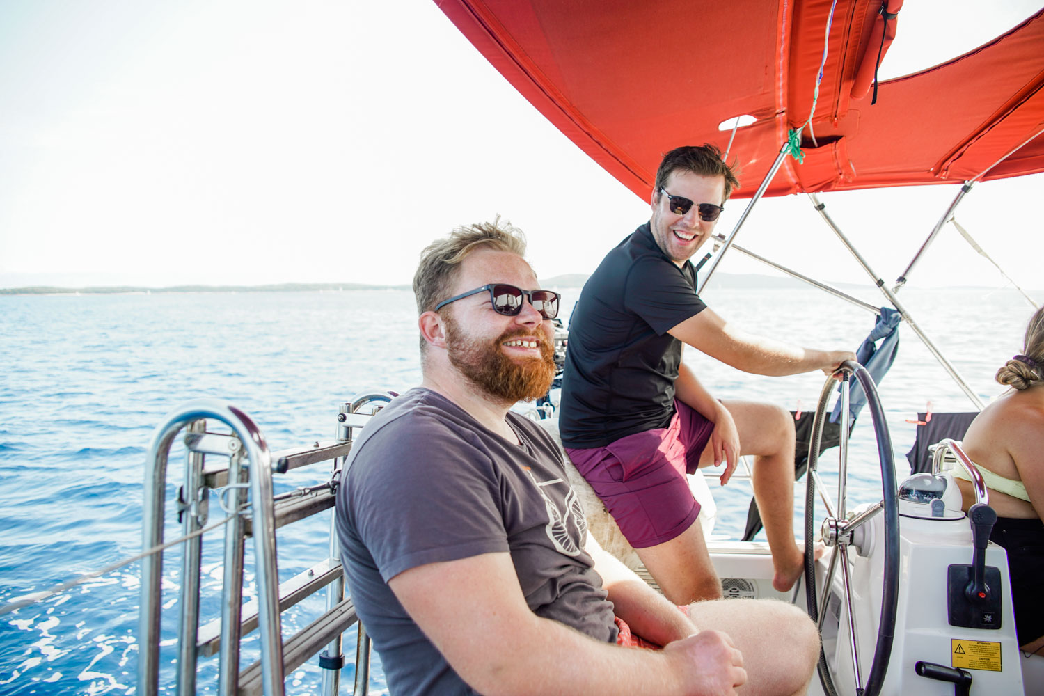 Reisereportage über eine Segelreise für einen Reiseanbieter von Fotograf Anne Krämer in Luebeck, Hamburg und Niedersachsen. Spannende Reportagen, Editorials und Bildstrecken. Reportage Fotograf Luebeck für Magazine, Zeitschriften und Unternehmen.