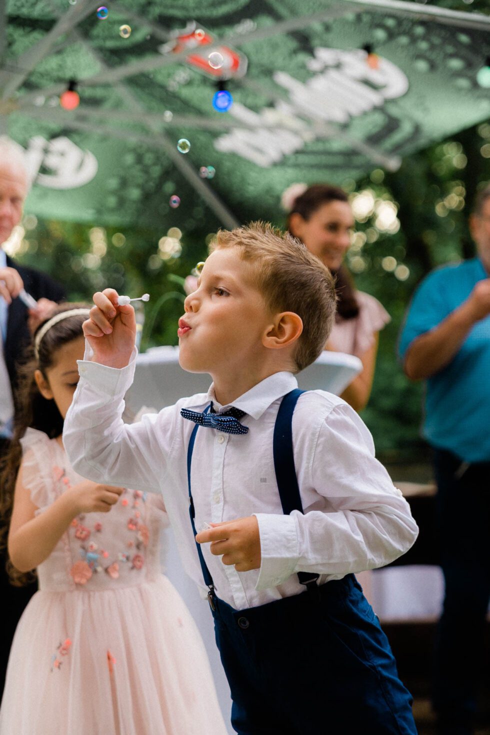 Emphatische Hochzeitsfotografie Luebeck von Anne Krämer mit langjähriger Erfahrung als Fotograf für Hochzeiten in Luebeck, Hamburg und ganz Schleswig Holstein.