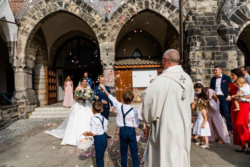 Emphatische Hochzeitsfotografie Luebeck von Anne Krämer mit langjähriger Erfahrung als Fotograf für Hochzeiten in Luebeck, Hamburg und ganz Schleswig Holstein.