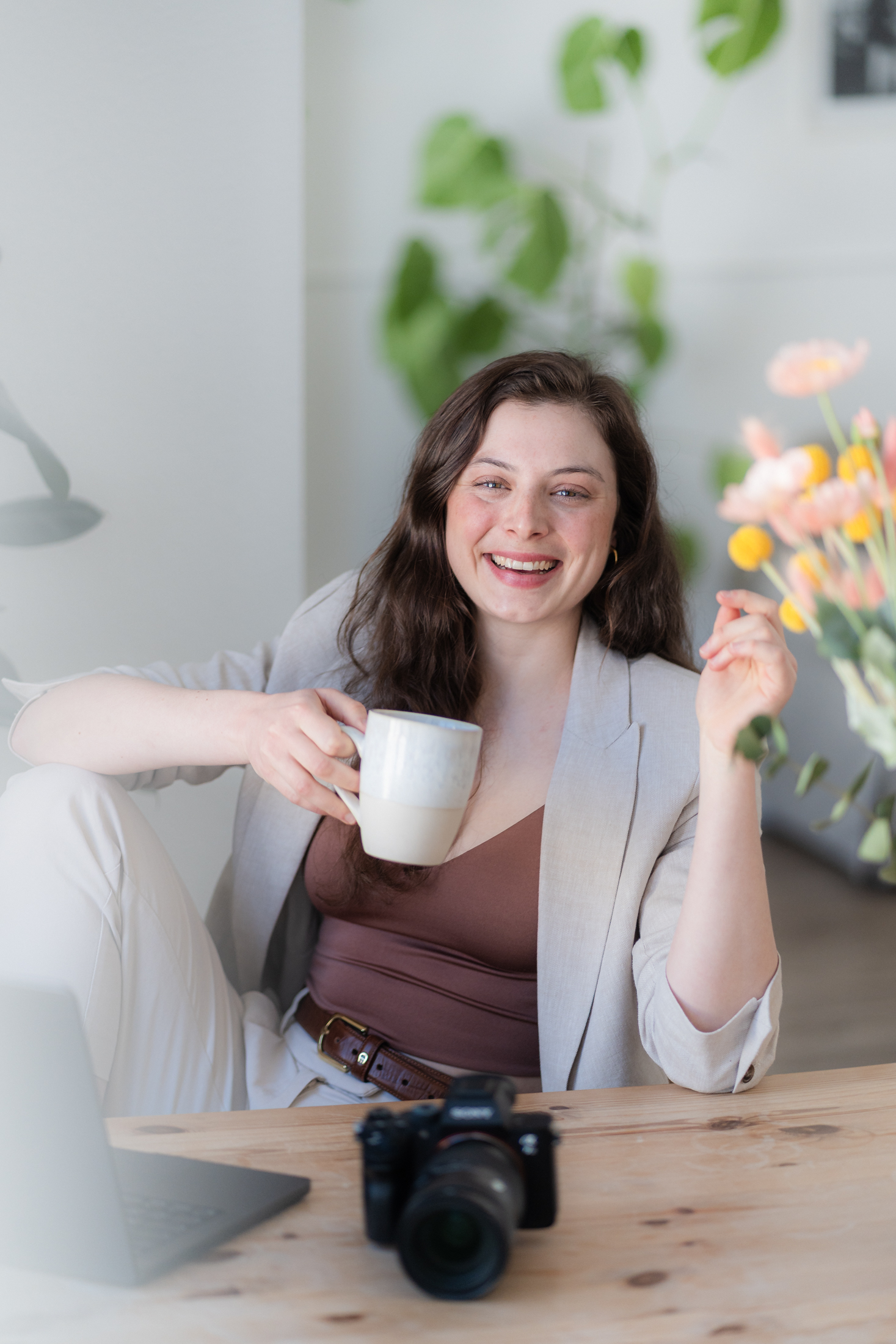Anne Krämer fotografiert als Fotografin Luebeck Schleswig-Holstein spannende Businessportraits und Unternehmensfotos.