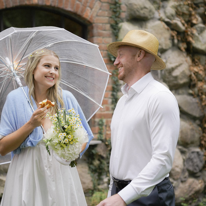 Hochzeit Regen Fotos Hochzeitsfotograf Hamburg Luebeck Schleswig Holstein Fotografin Anne Kraemer 182 &bull; hochzeit regen fotos,hochzeitsfotograf hamburg,hochzeitsfotograf lübeck