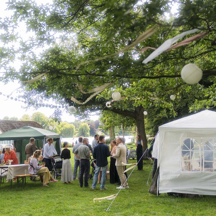 Hochzeit Regen Fotos Hochzeitsfotograf Hamburg Luebeck Schleswig Holstein Fotografin Anne Kraemer 185 &bull; hochzeit regen fotos,hochzeitsfotograf hamburg,hochzeitsfotograf lübeck
