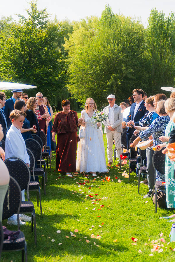Hochzeitsfotograf Neumuenster Hochzeit Fotografin Anne Kraemer 41 &bull; Hochzeitsfotograf Neumünster