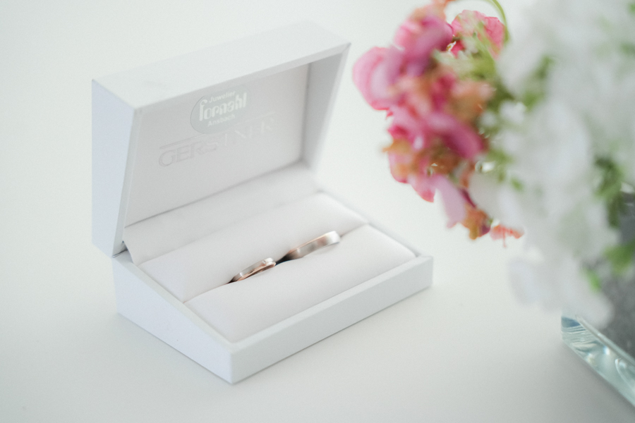 Details der Ringe im Trauzimmer des Standesamts