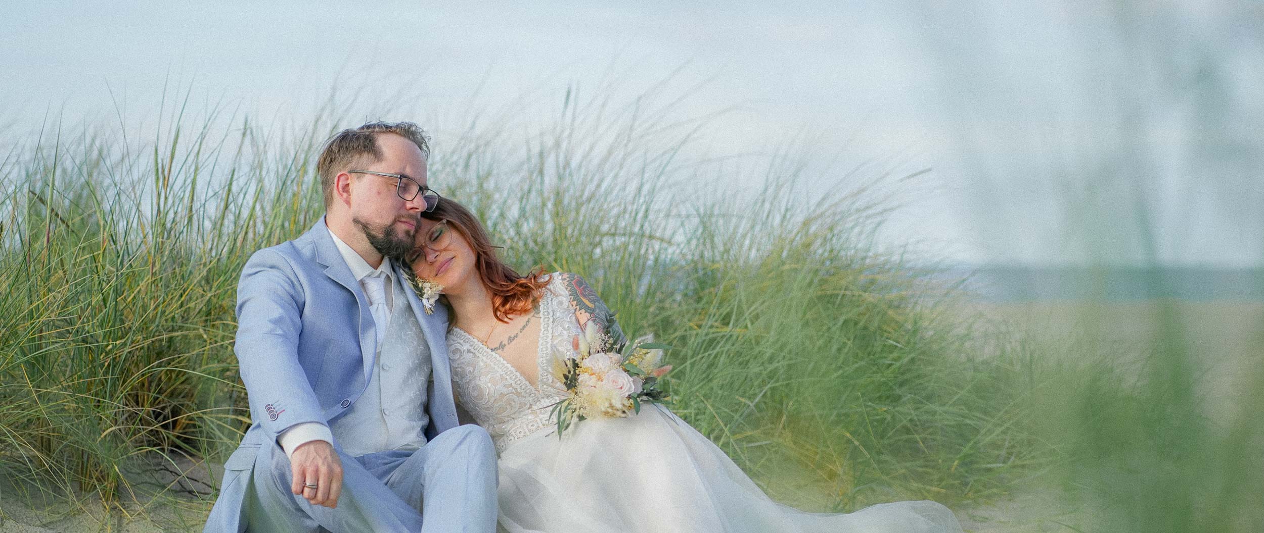 Hochzeitslocations Wasser Hamburg Schleswig Holstein Luebeck Meer Fotografin Anne Kraemer 142 &bull; Hochzeitslocations wasser norddeutschland,hochzeitslocations am wasser,Hochzeitslocations wasser hamburg,hochzeitslocations wasser lübeck,hochzeitslocations elbe,hochzeitslocations ostsee,hochzeitslocation lübecker bucht,hochzeit wasser schleswig-holstein,hochzeit see schleswig-holstein,hochzeit meer schleswig-holstein,hochzeit meer hamburg,hochzeit meer lübeck