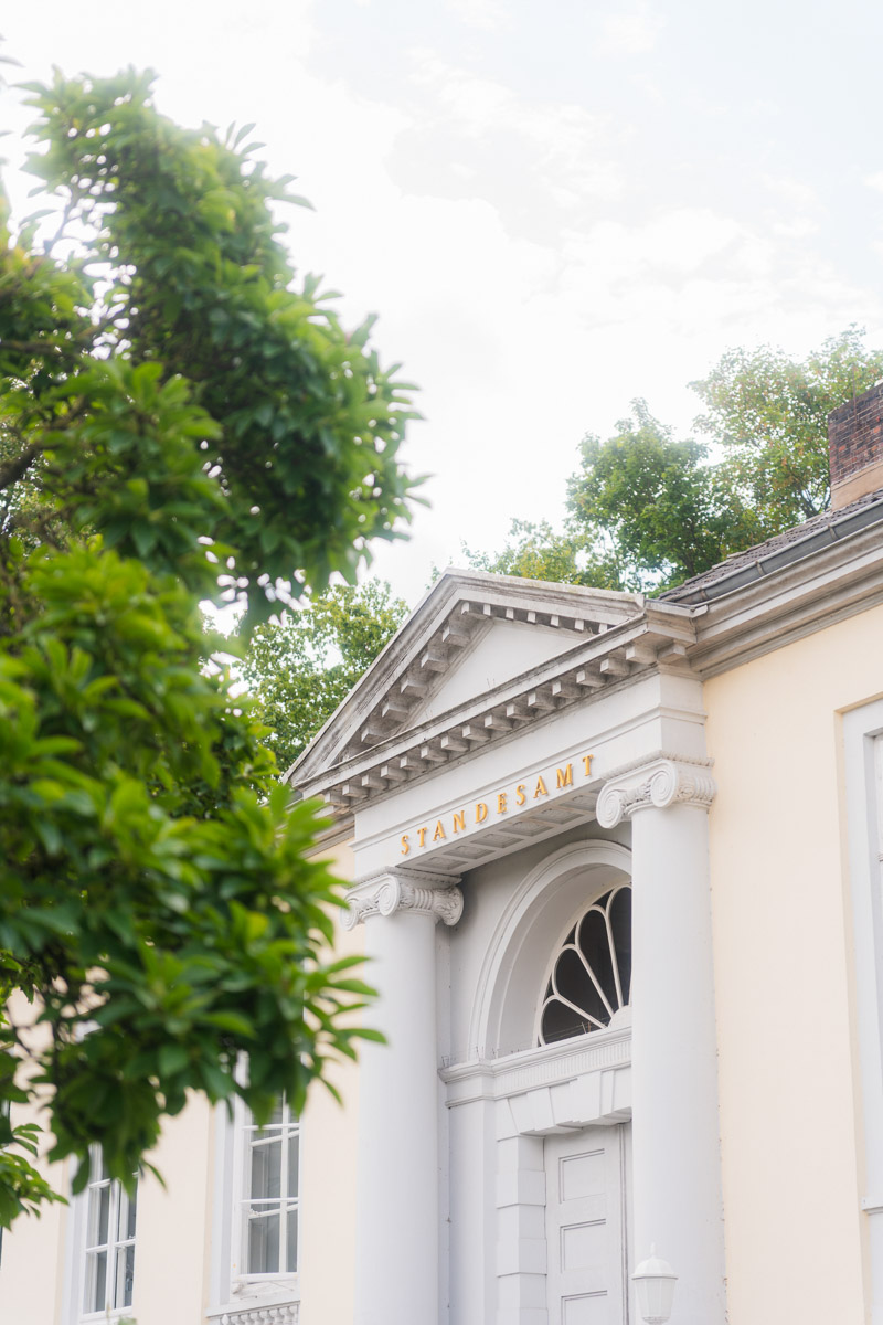 Standesamt Luebeck Heiraten Tipps Hochzeitsfotograf Anne Kraemer 34 &bull; Standesamt lübeck,Standesamt lübeck tipps,standesamt lübeck hochzeit,heiraten standesamt lübeck