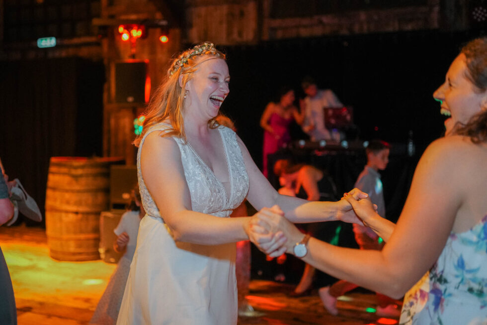 Tanzfläche Hochzeit Lübeck Party im Schuppen 9