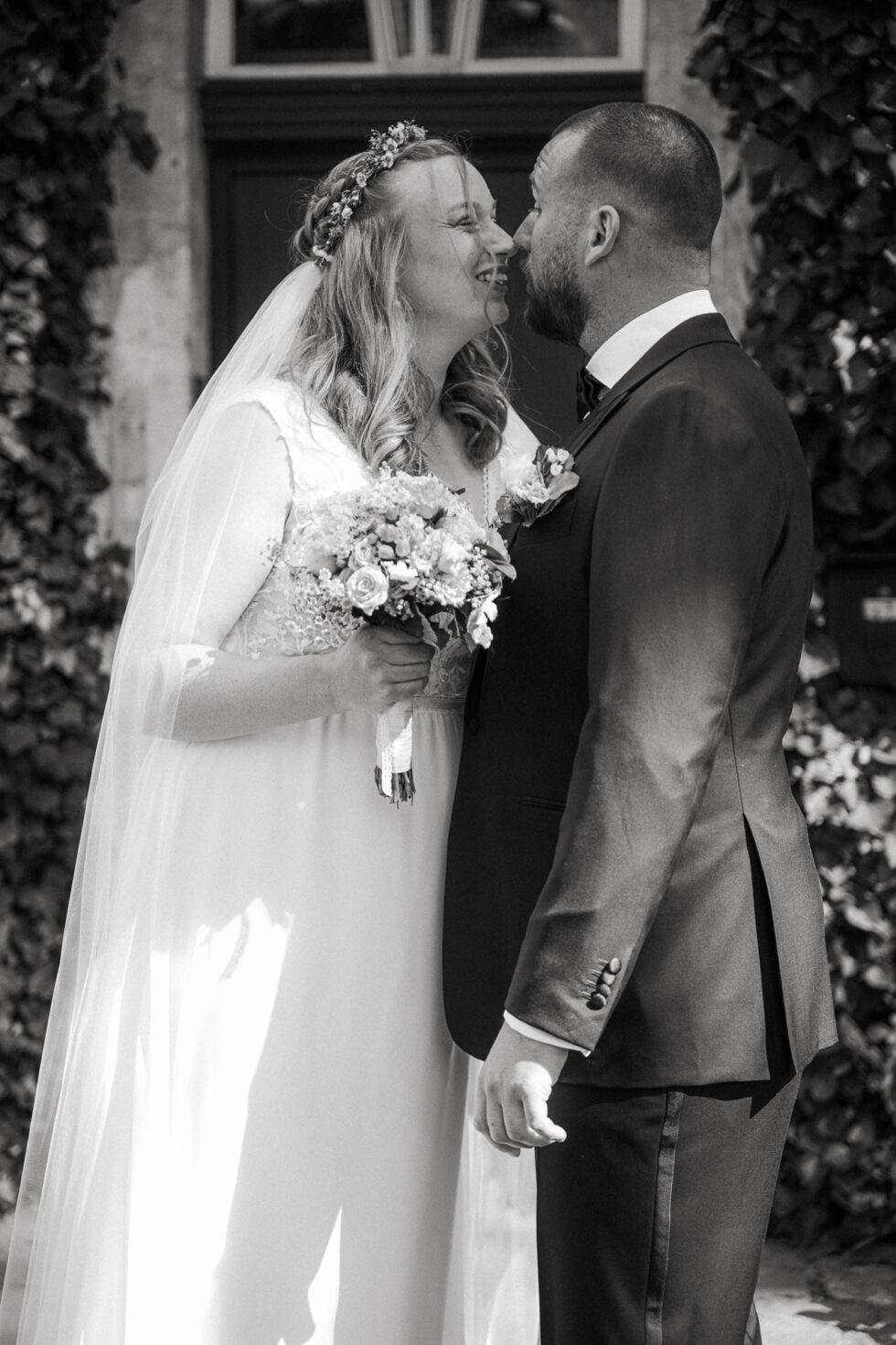 First Look Brautpaar Lübeck Altstadt intime Momente