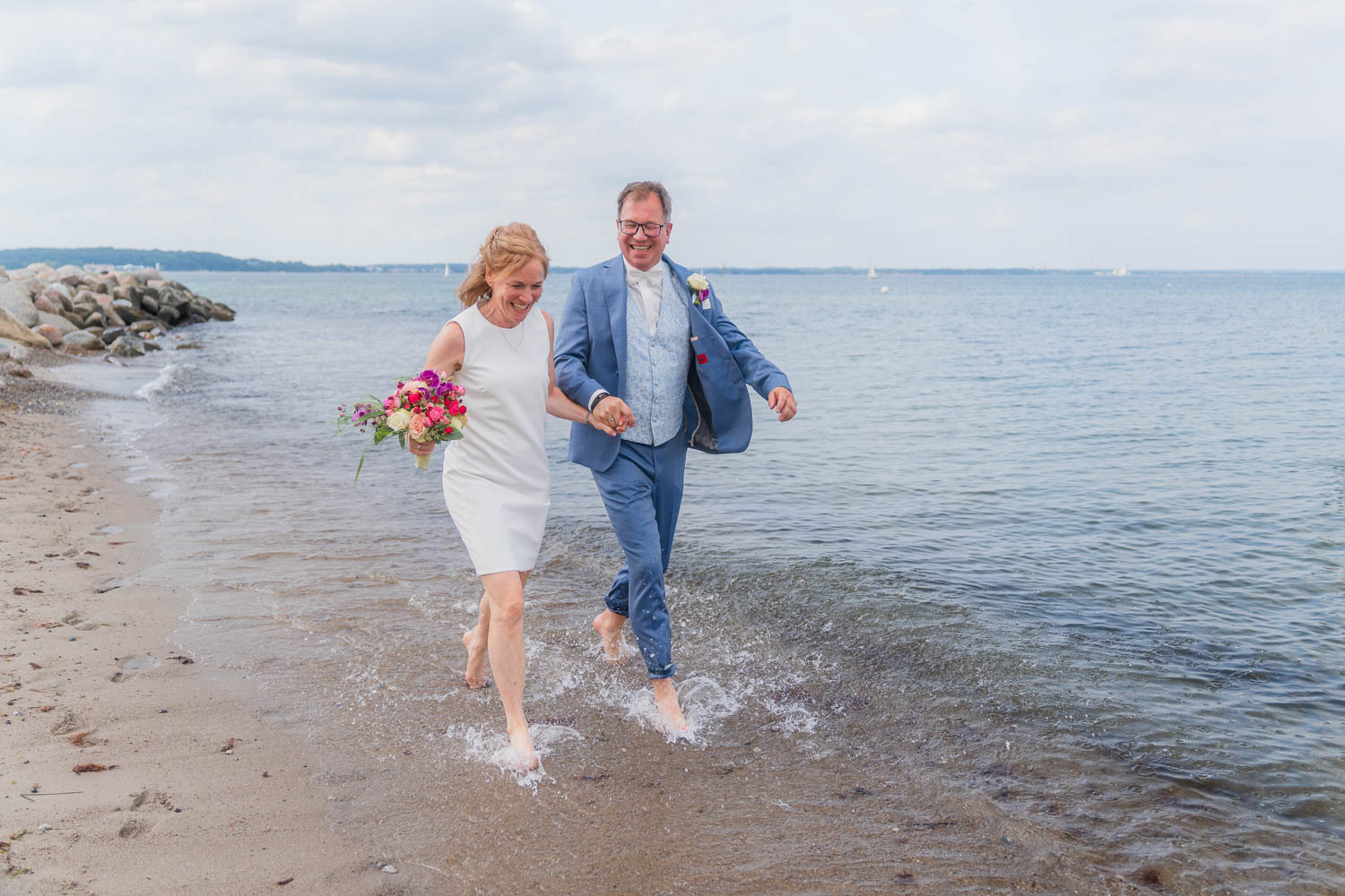 hochzeit schiff positano ostsee luebeck niendorf hochzeitsfotograf luebeck timmendorfer strand anne kraemer 97 &bull; Hochzeit Schiff Ostsee,standesamtliche Trauung Schiff Lübecker Bucht,Hochzeit Niendorf Ostsee,heiraten auf dem Schiff Timmendorfer Strand,Hochzeitsreportage Lübeck Ostsee,Hochzeit am Meer Lübeck