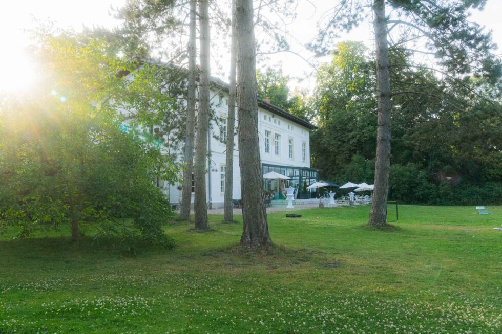 Herrenhaus Gut Bliestorf bei Lübeck als exklusive Hochzeitslocation im Grünen