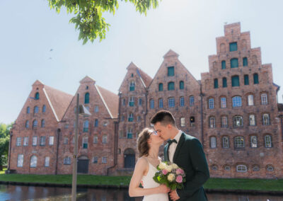 Melanie & Lukas – Standesamtliche Hochzeit Lübeck – Lindsche Villa